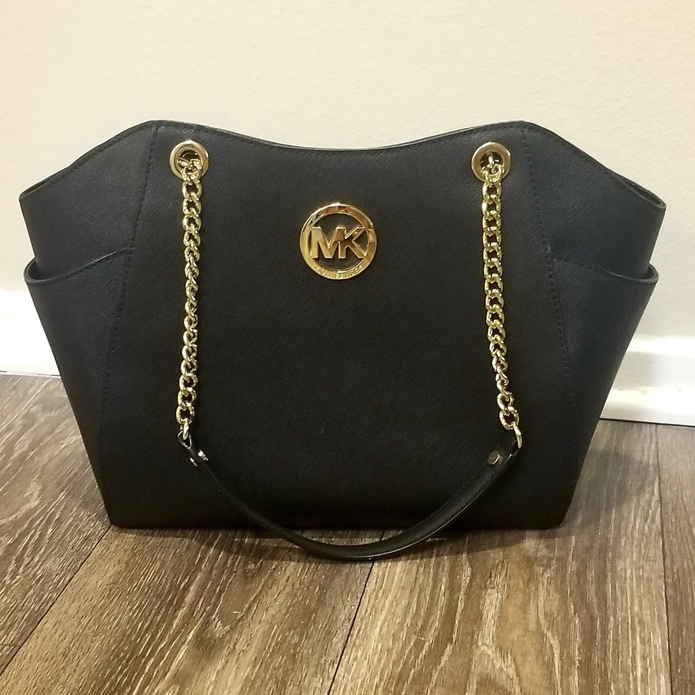Black Leather Michael Kors Purse
